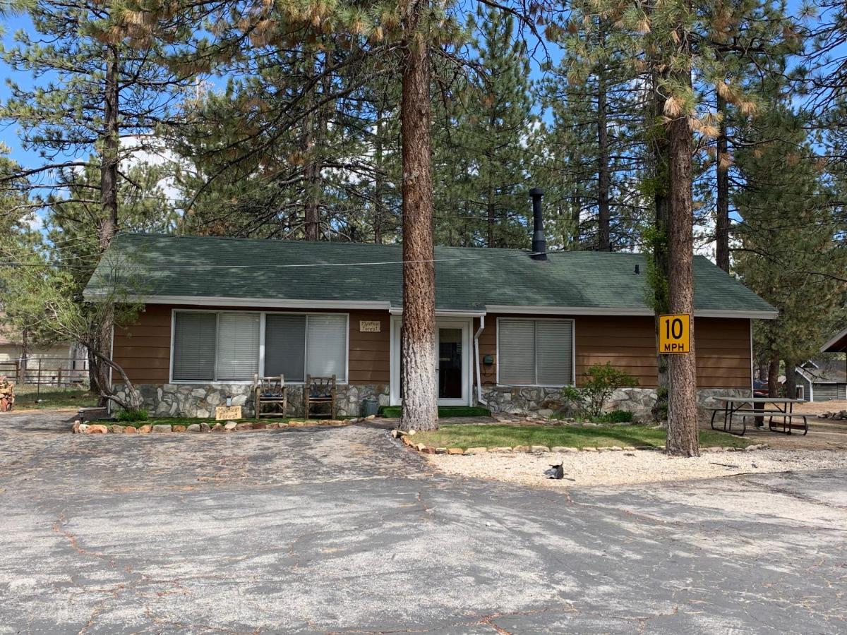 Grey Squirrel Resort Big Bear Lake Exterior photo